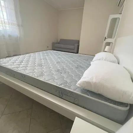 Dimora Chanel 30mt Dal Mare ガリポリ